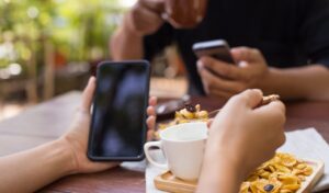Electronics Are Making Kids Dumb and Unhealthy – IronMag Bodybuilding & Fitness Blog